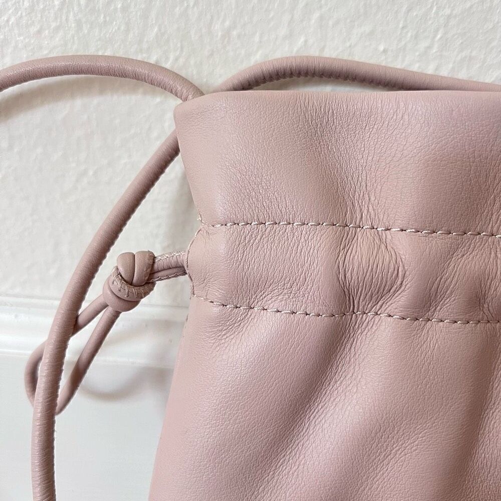 J.Crew Women's $118 London Drawstring Bag Leather Dusty Shell Beige Pink BE897 - Picture 4 of 10